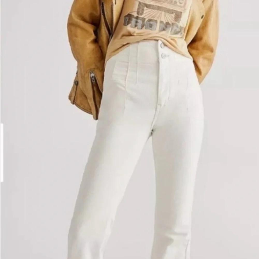 We The Free Cream High Rise Jeans - Picture 1 of 6